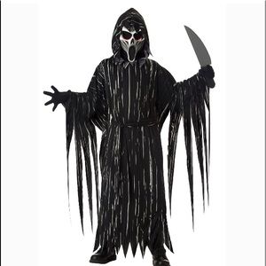 Scream stripe costume